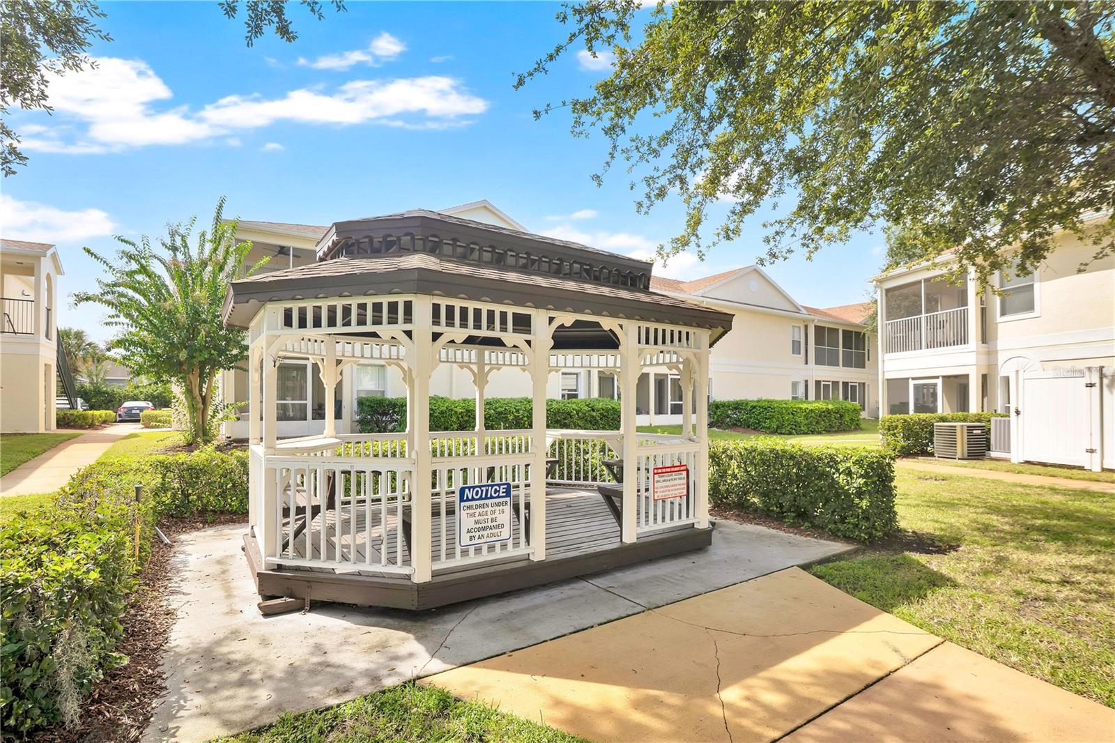 8810 Grand Palms Cir #b Property Photo 35