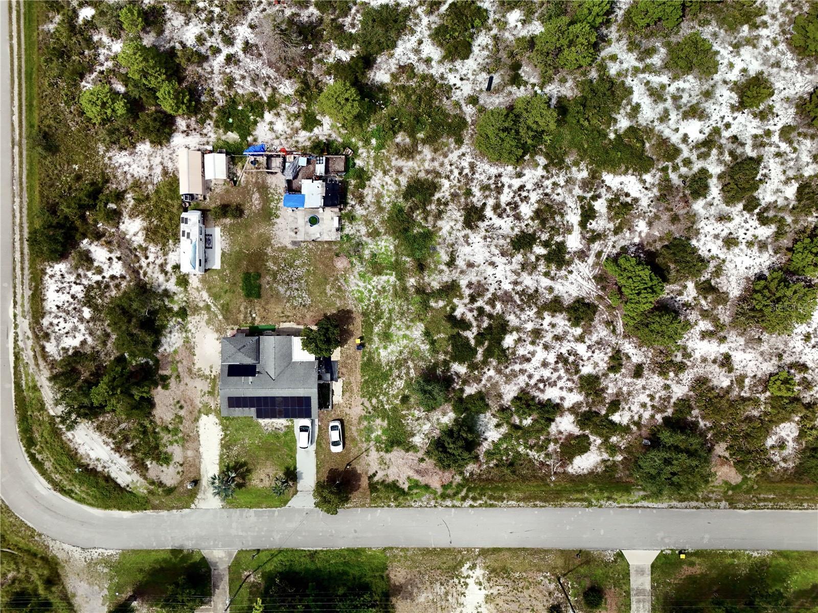 408 Sandpiper St Property Photo 2