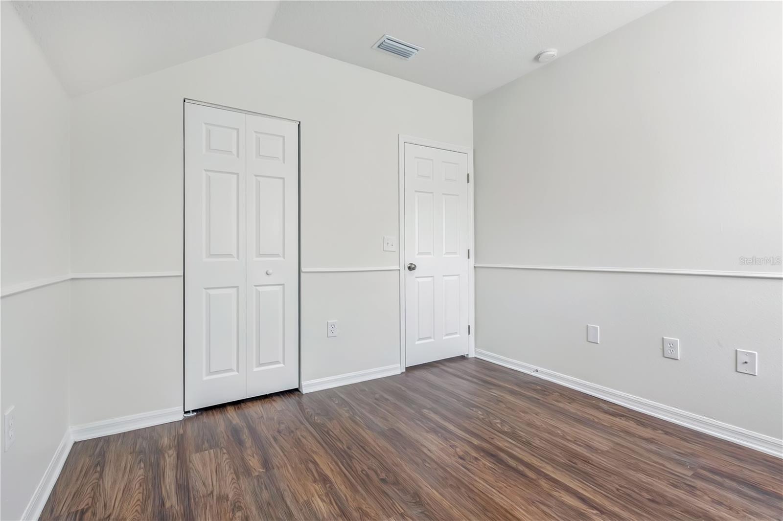 10332 Summerview Cir Property Photo 21