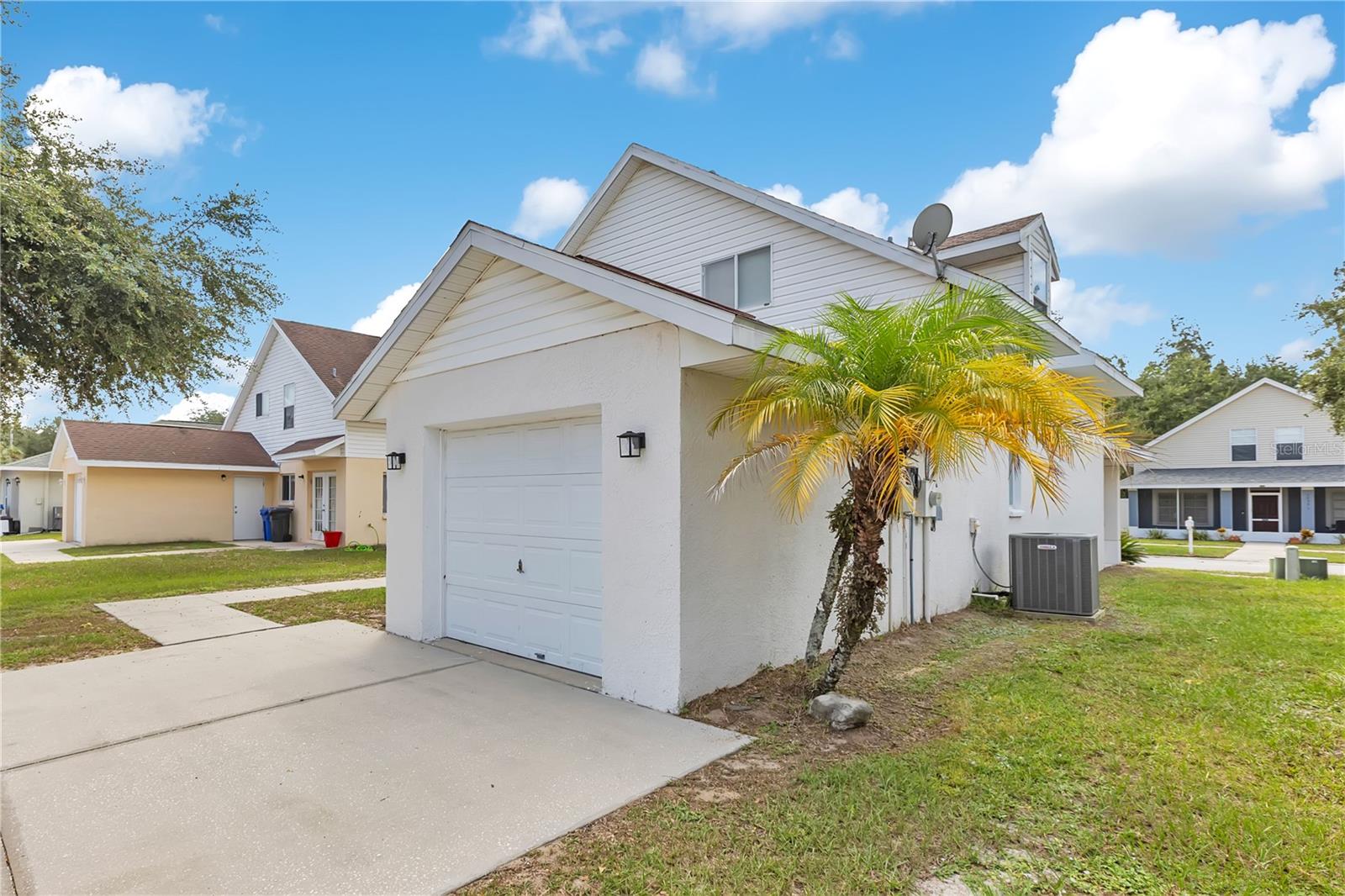 10332 Summerview Cir Property Photo 25
