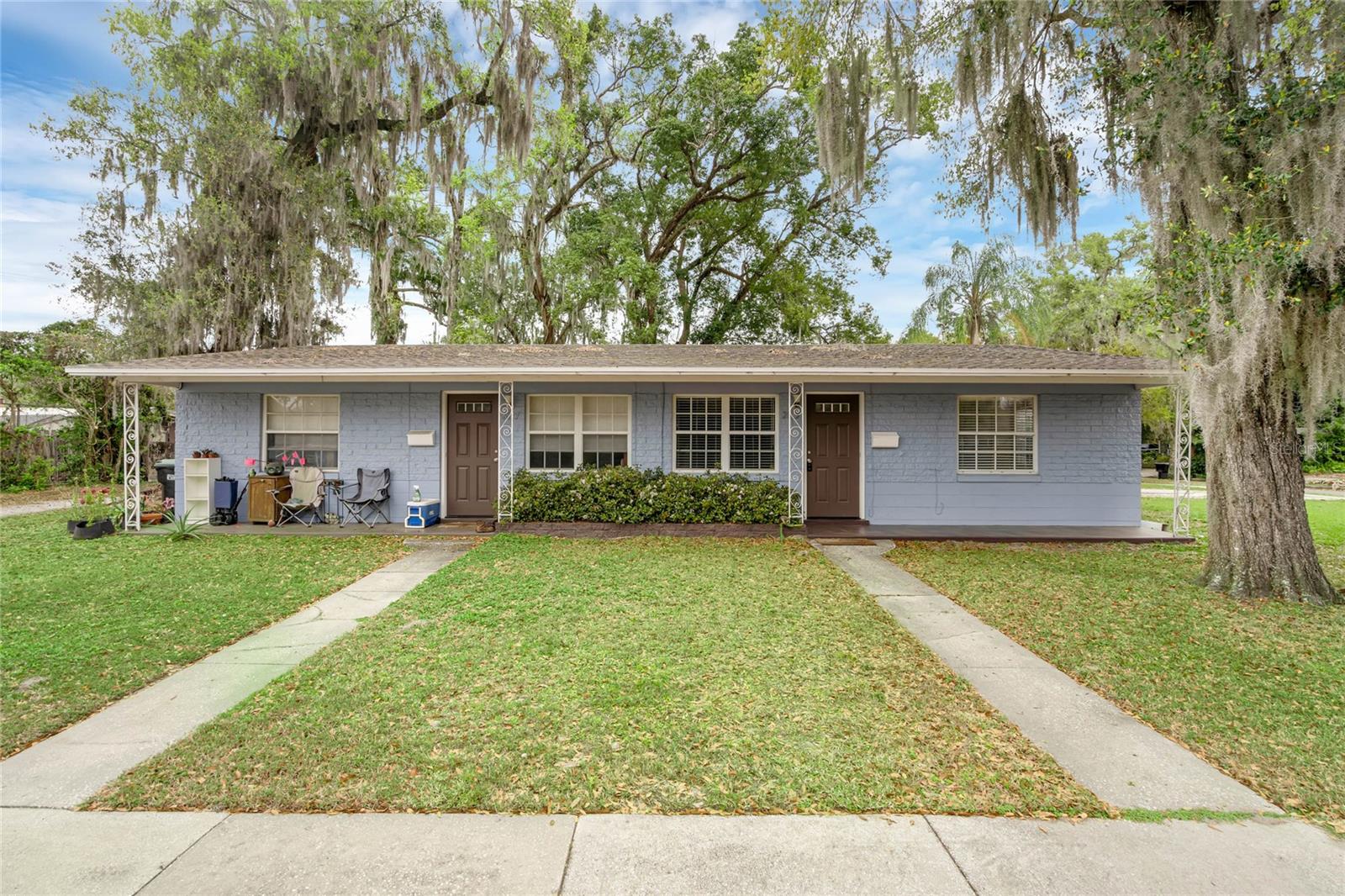 2037 Woodlawn Dr Property Photo 1