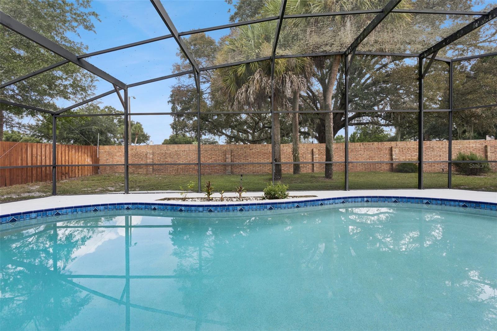 260 E Hornbeam Dr Property Photo 3