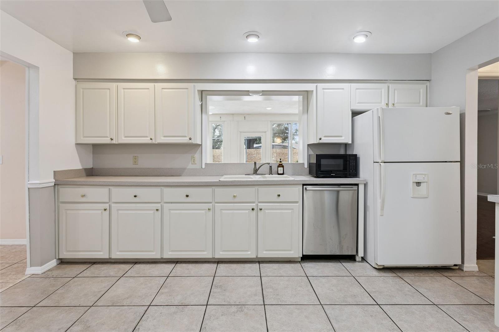 260 E Hornbeam Dr Property Photo 8