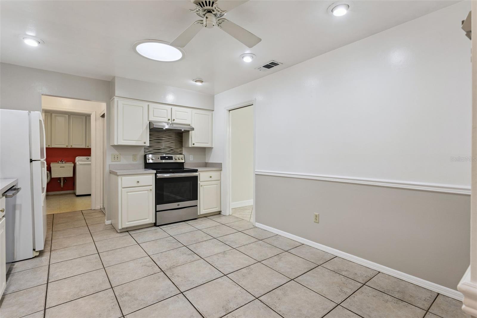 260 E Hornbeam Dr Property Photo 9