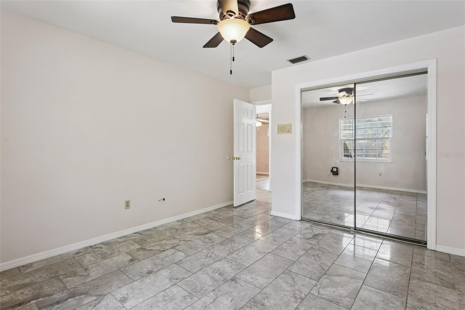 260 E Hornbeam Dr Property Photo 39