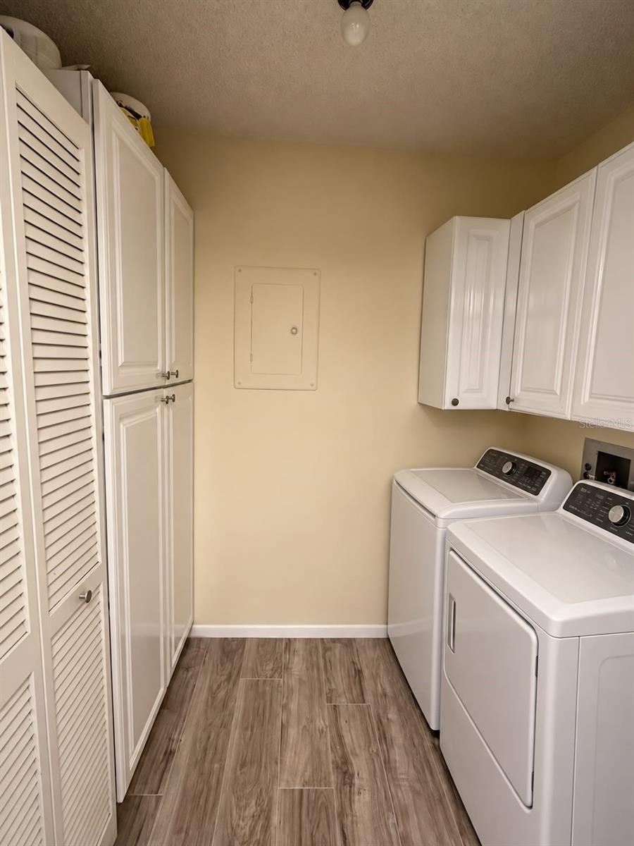 6057 Windhover Dr #e-08 Property Photo 21