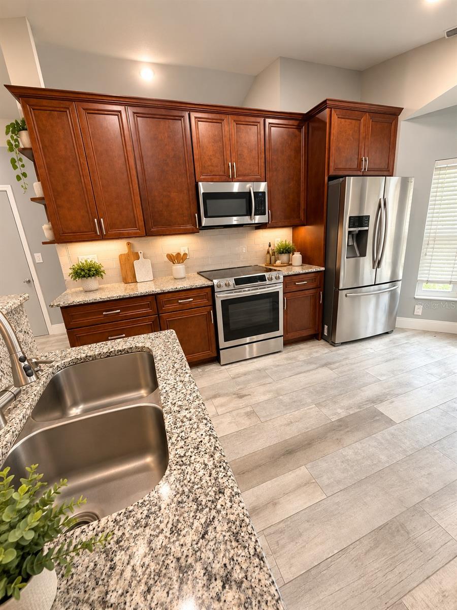 179 Dahlia Village Cir #63 Property Photo 7