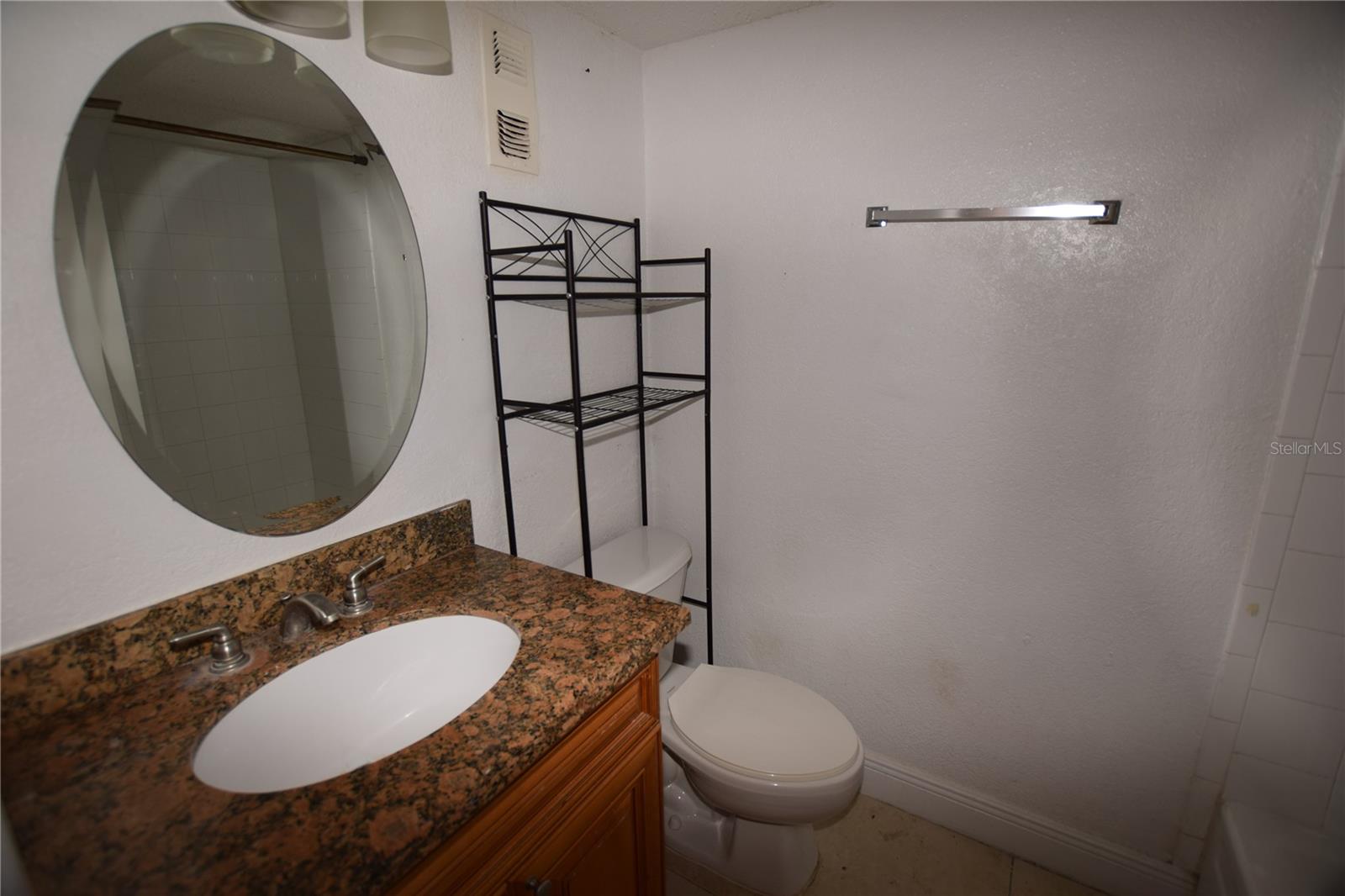 4723 S Texas Ave #b Property Photo 11