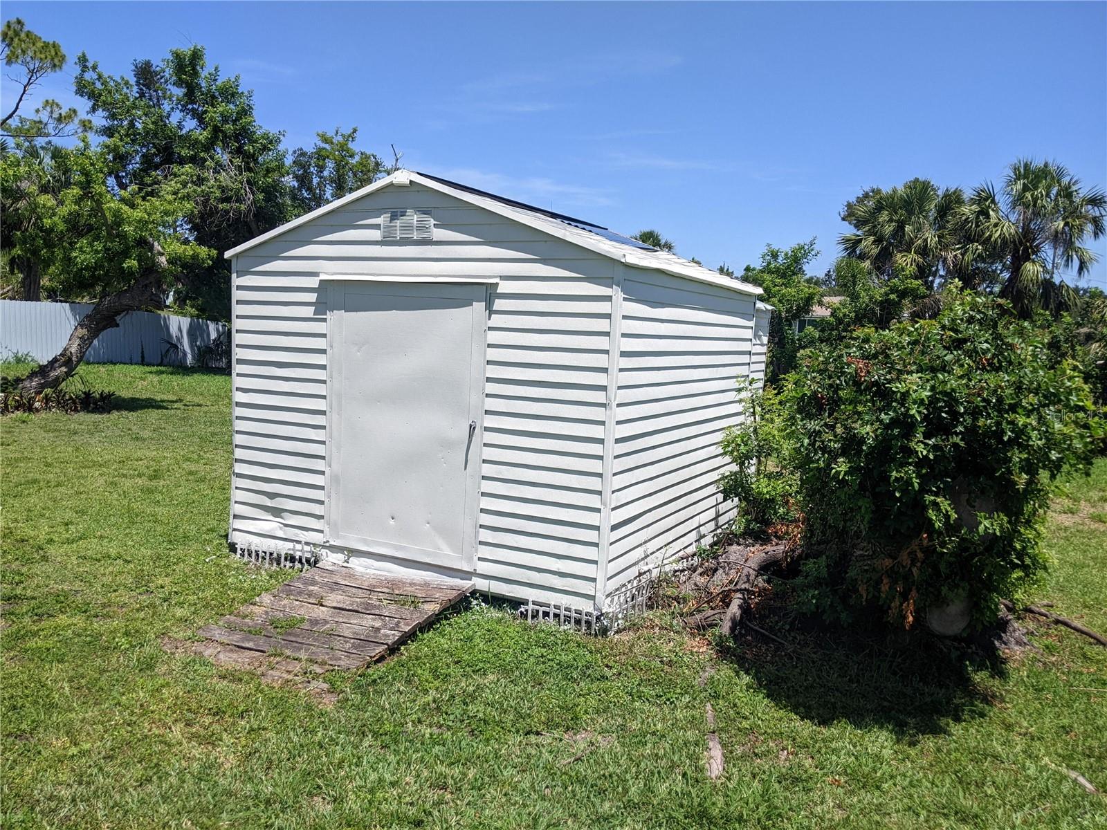 21358 Burkhart Dr Property Photo 25