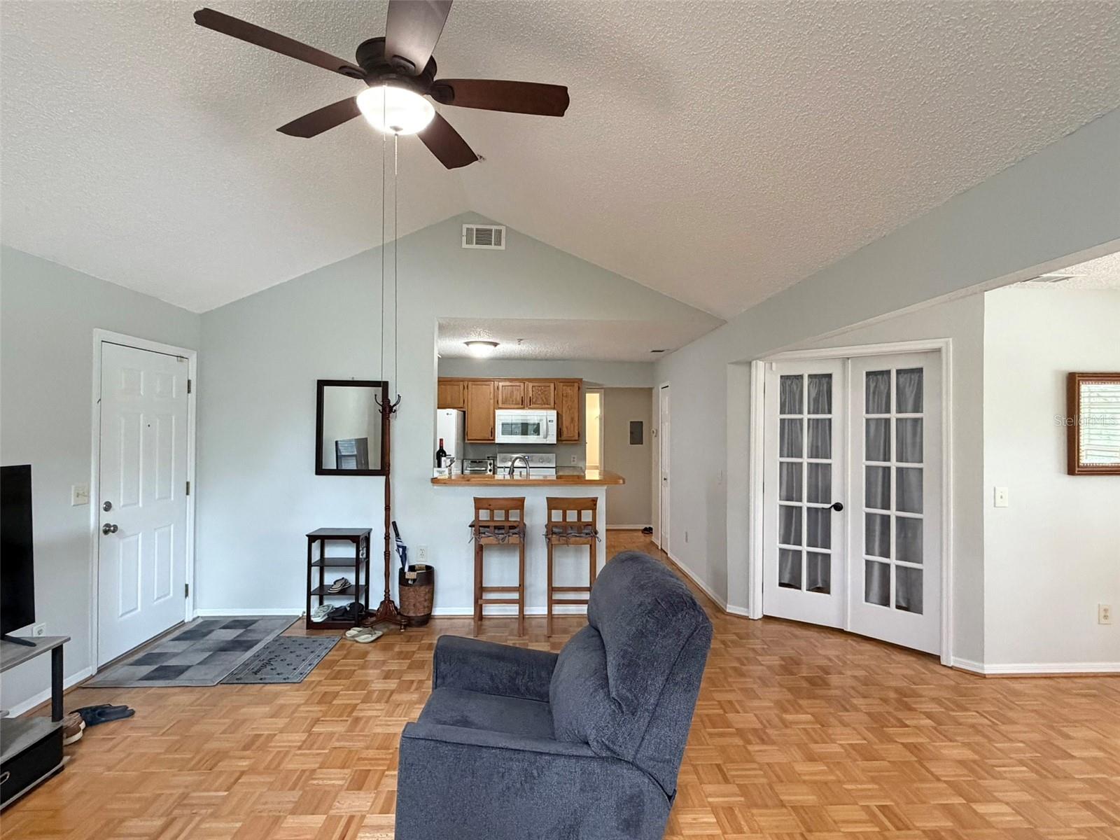 1141 Exceller Ct #201 Property Photo 5