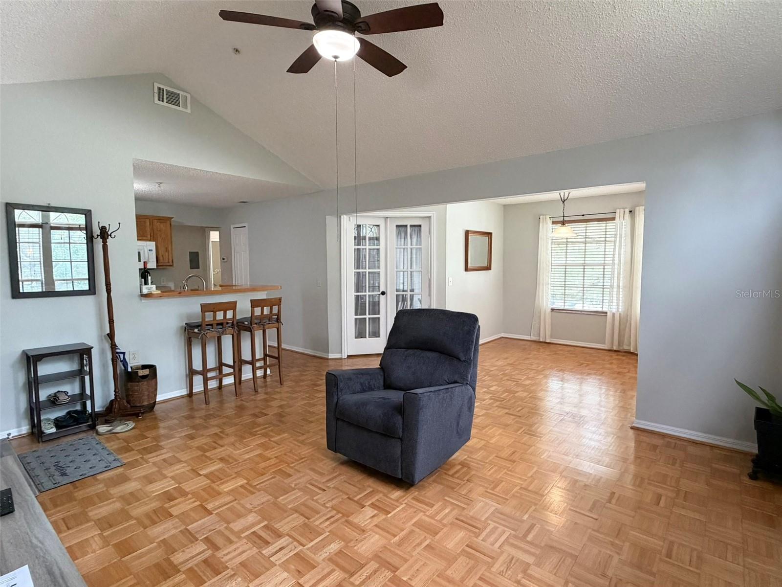 1141 Exceller Ct #201 Property Photo 6