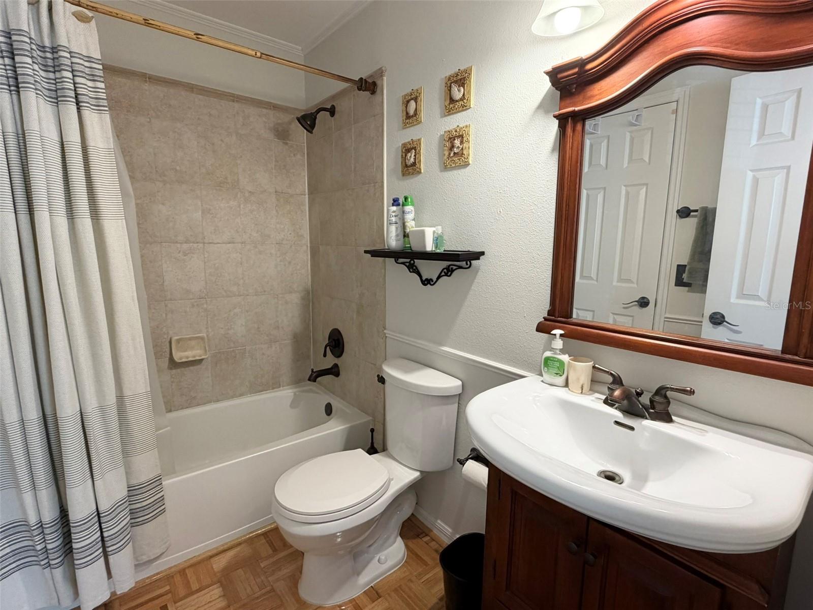 1141 Exceller Ct #201 Property Photo 15