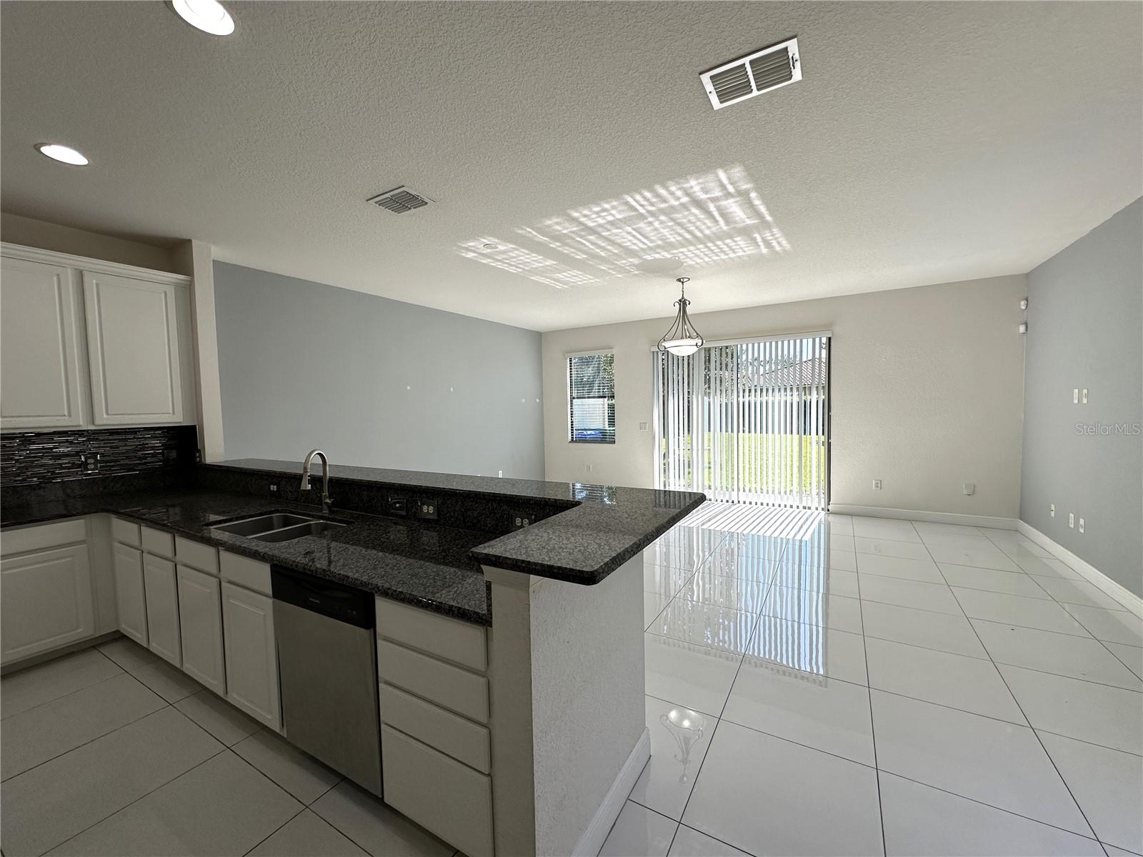 8474 Kelsall Dr Property Photo 8