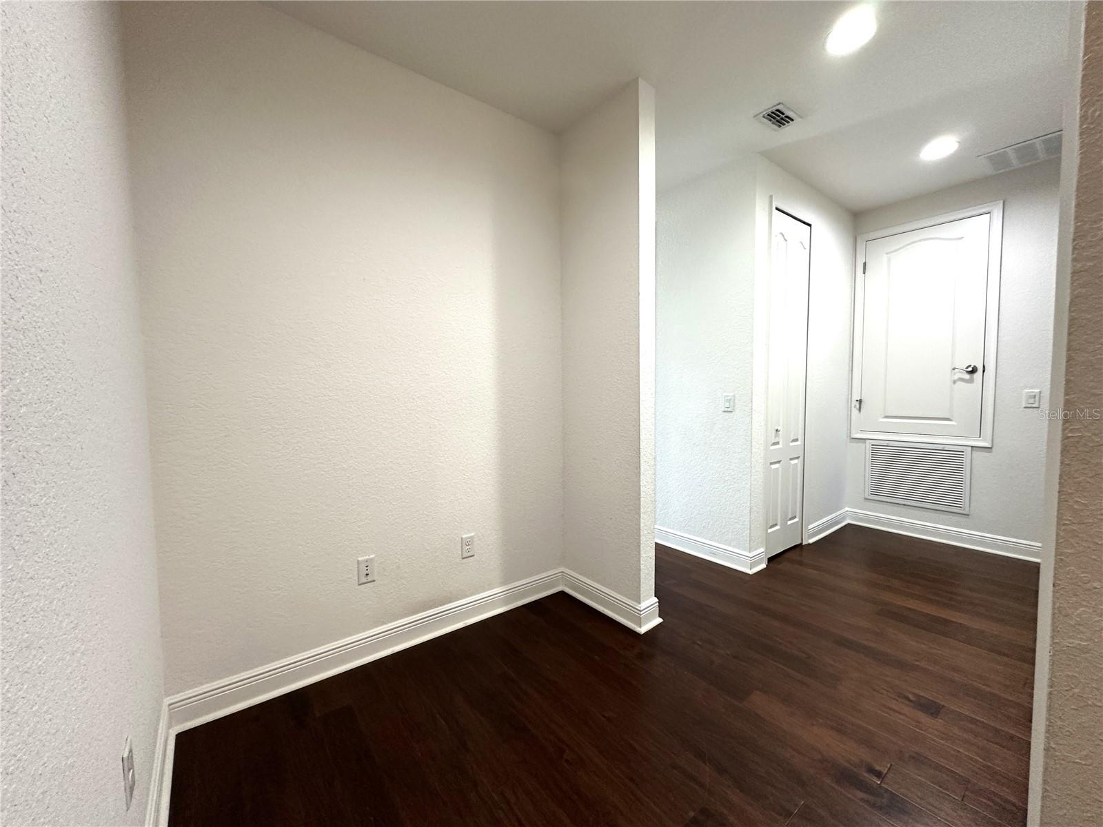 8474 Kelsall Dr Property Photo 21