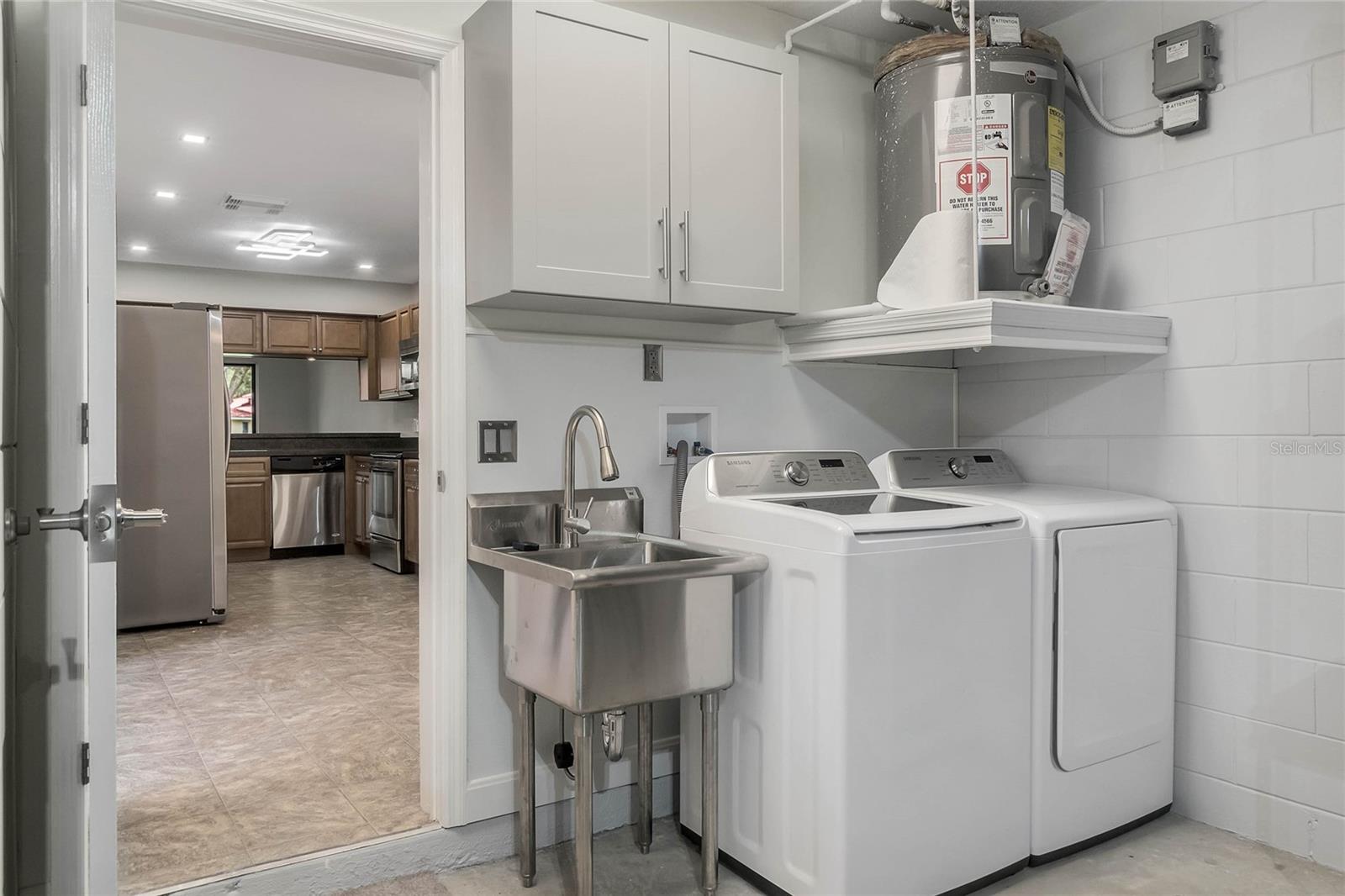 8235 Ambrose Cove Way Property Photo 16