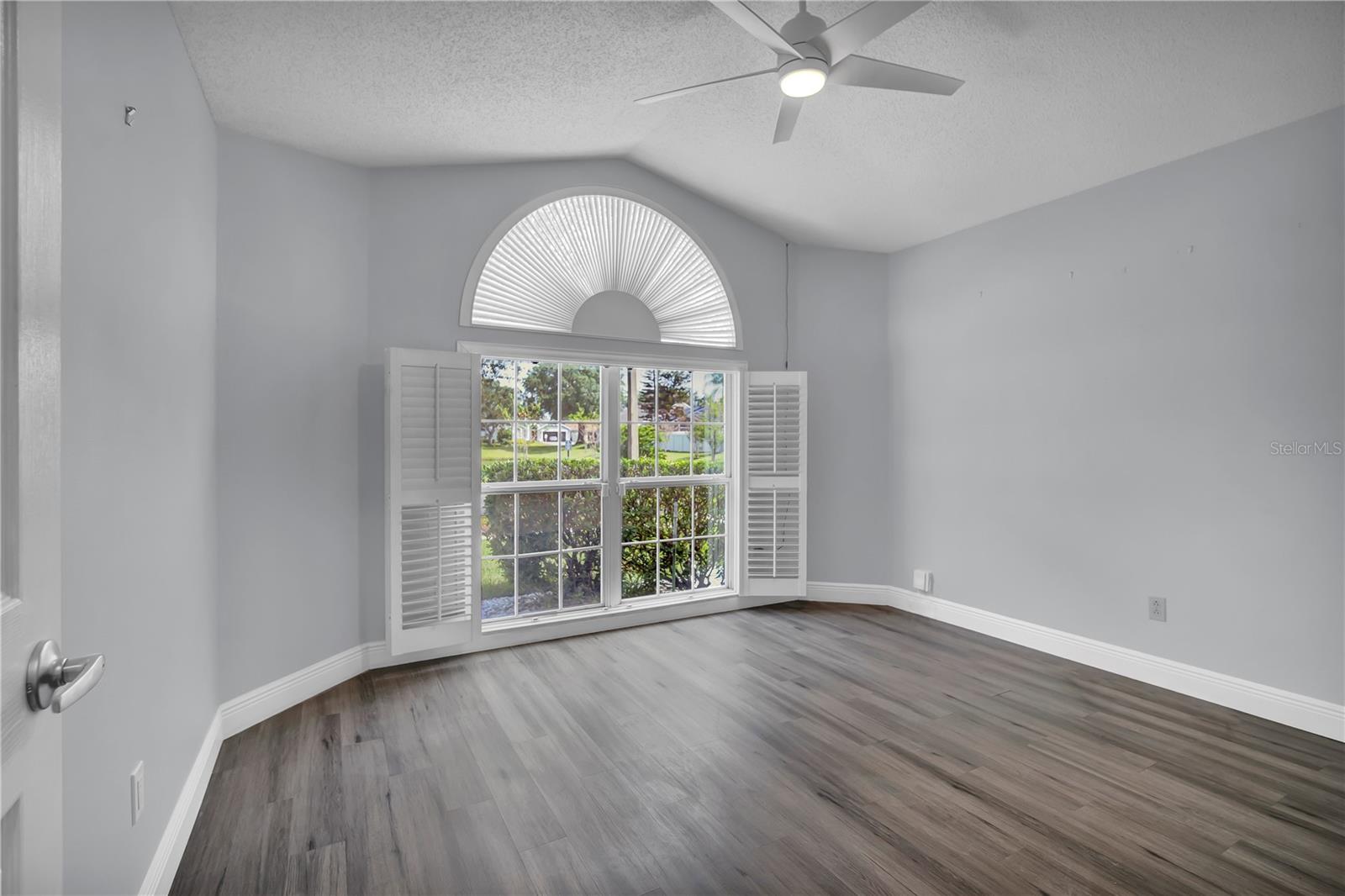 13326 Heron Cove Dr Property Photo 11