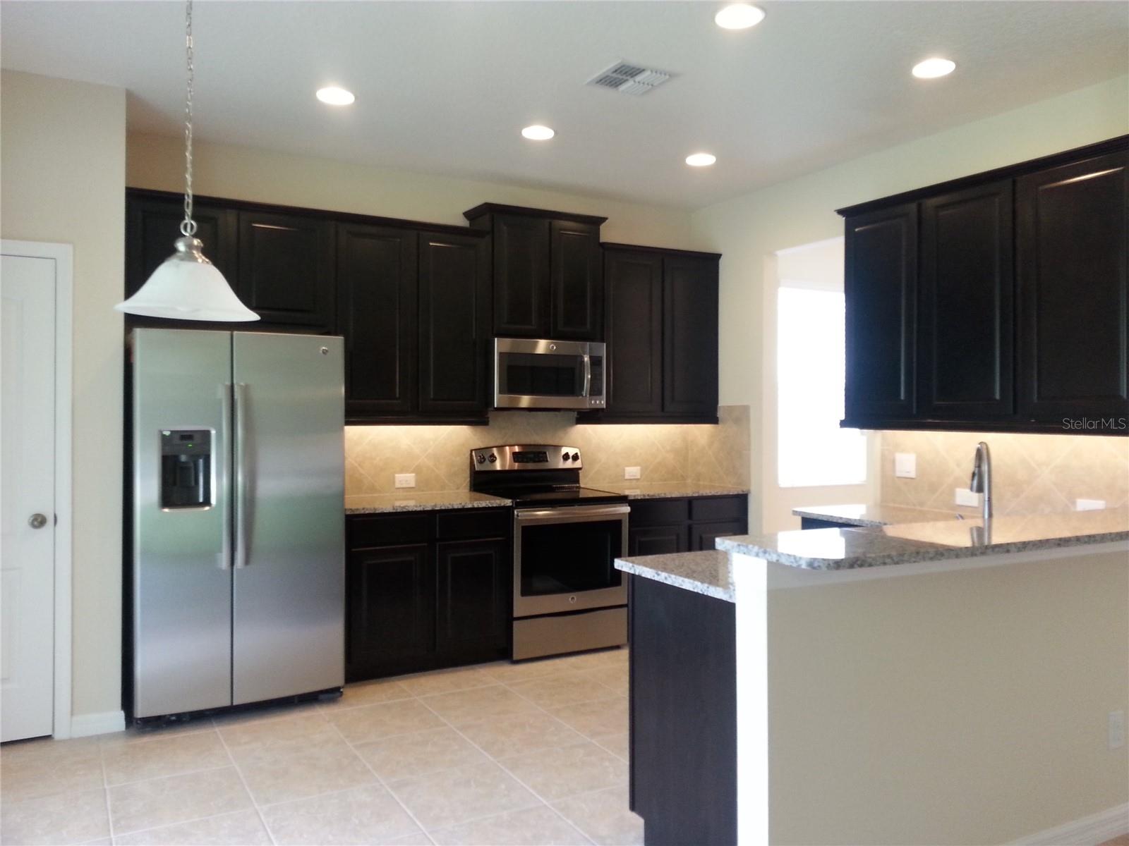 13836 Pickett Reserve Ct Property Photo 2