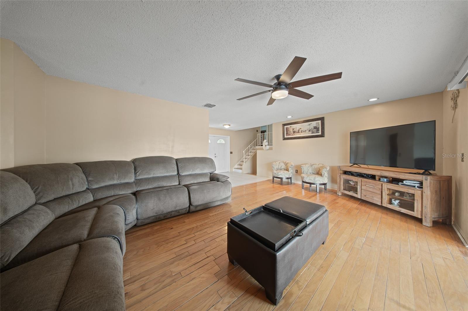 641 Elder Ct Property Photo 4