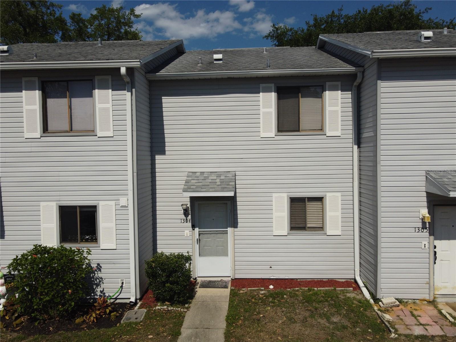 1304 Deer Springs Rd Property Photo 1