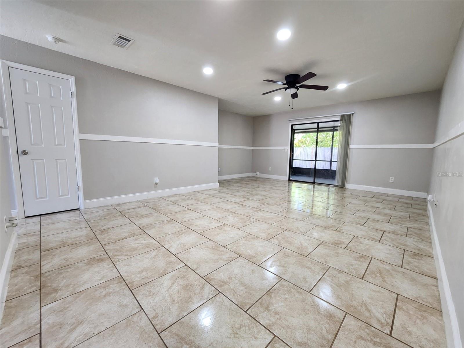 1304 Deer Springs Rd Property Photo 12