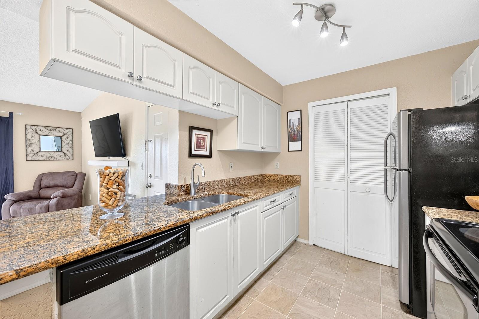 2550 N Alafaya Trl #6303 Property Photo 10