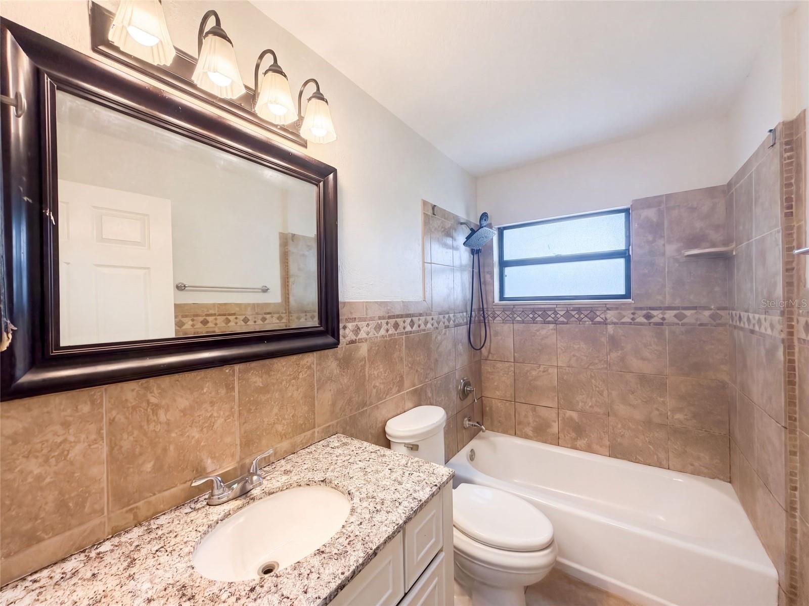 1711 Avant St Property Photo 19