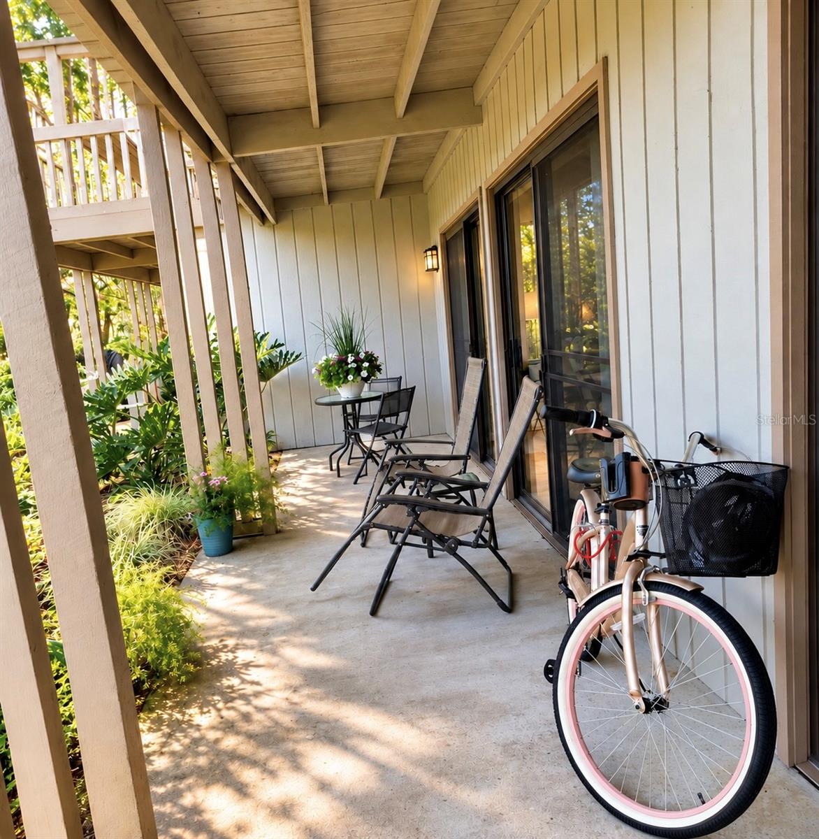 402 Cypress Dr #402 Property Photo 17