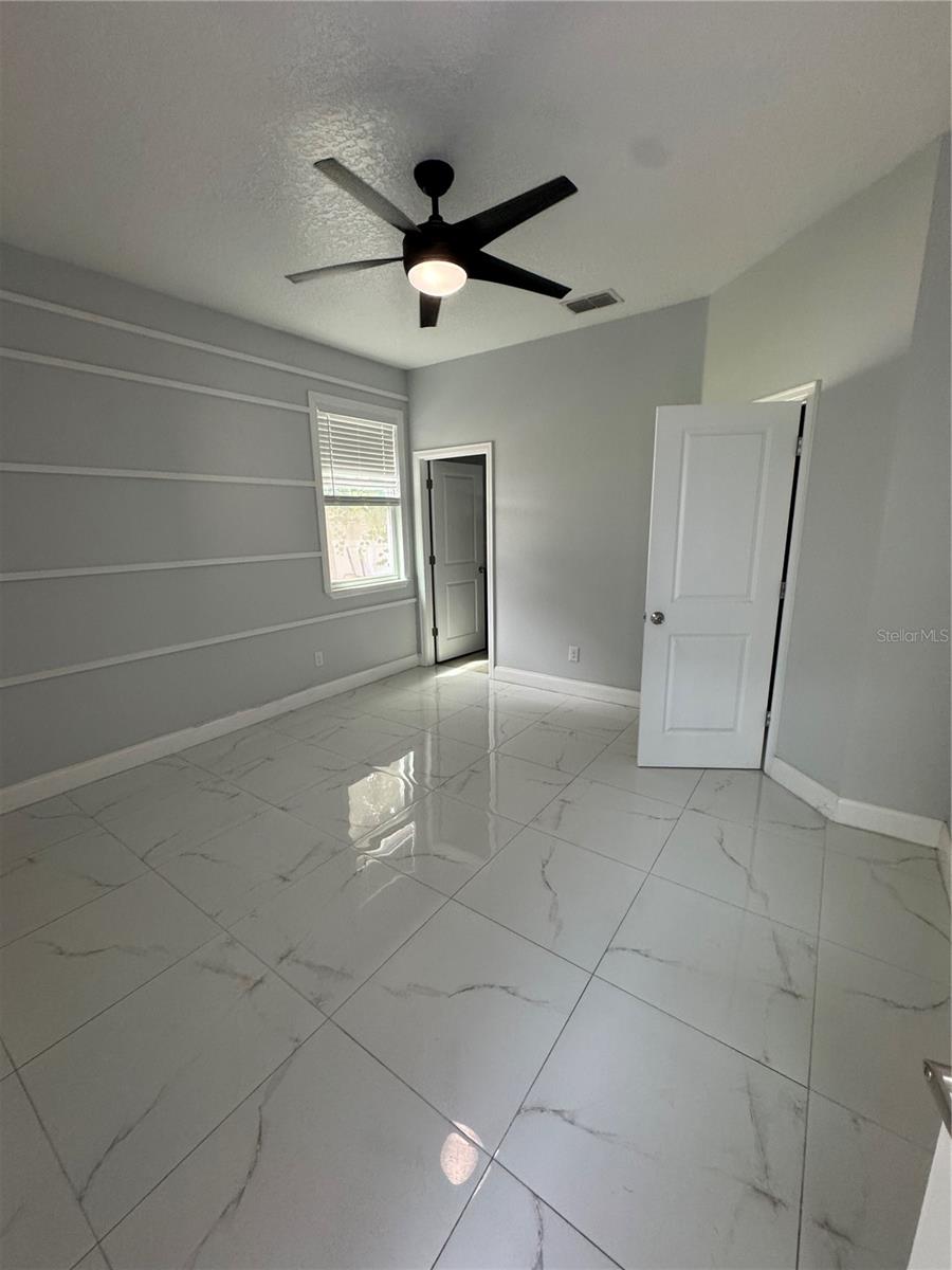 1718 Margie Ct Property Photo 6