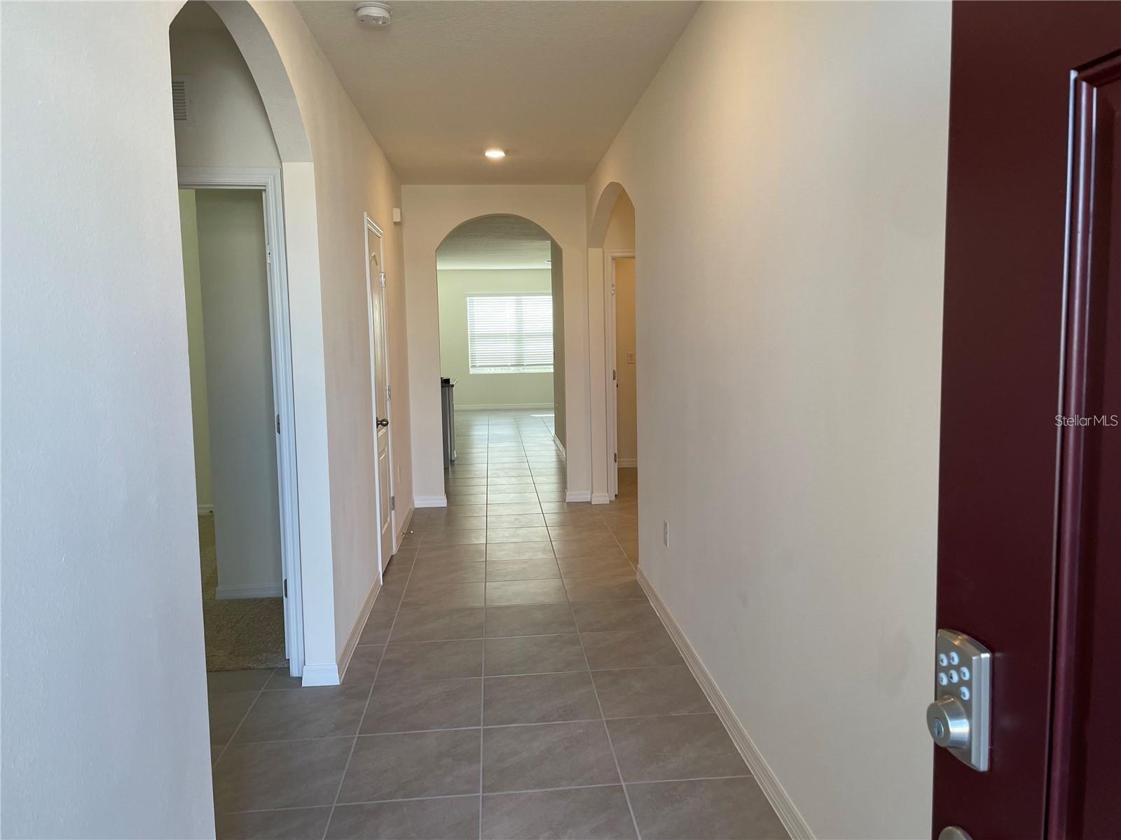 940 Brooklet Dr Property Photo 3