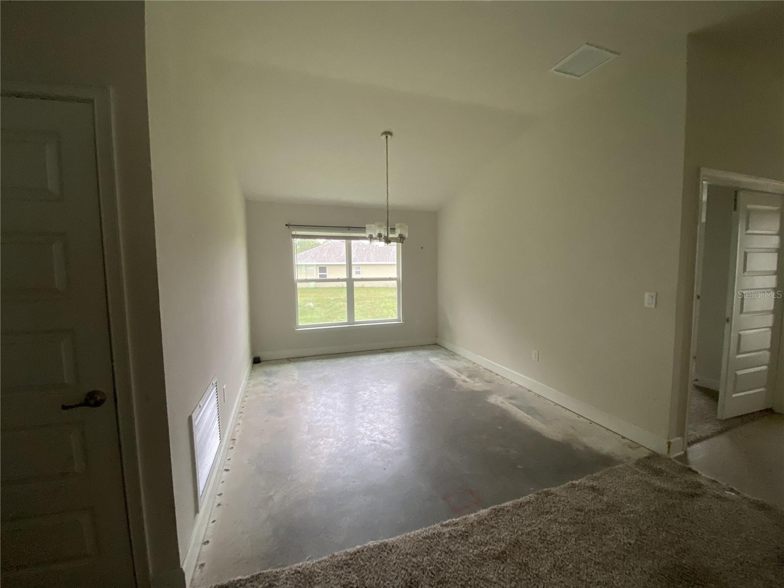 2091 Pecos Dr Property Photo 6