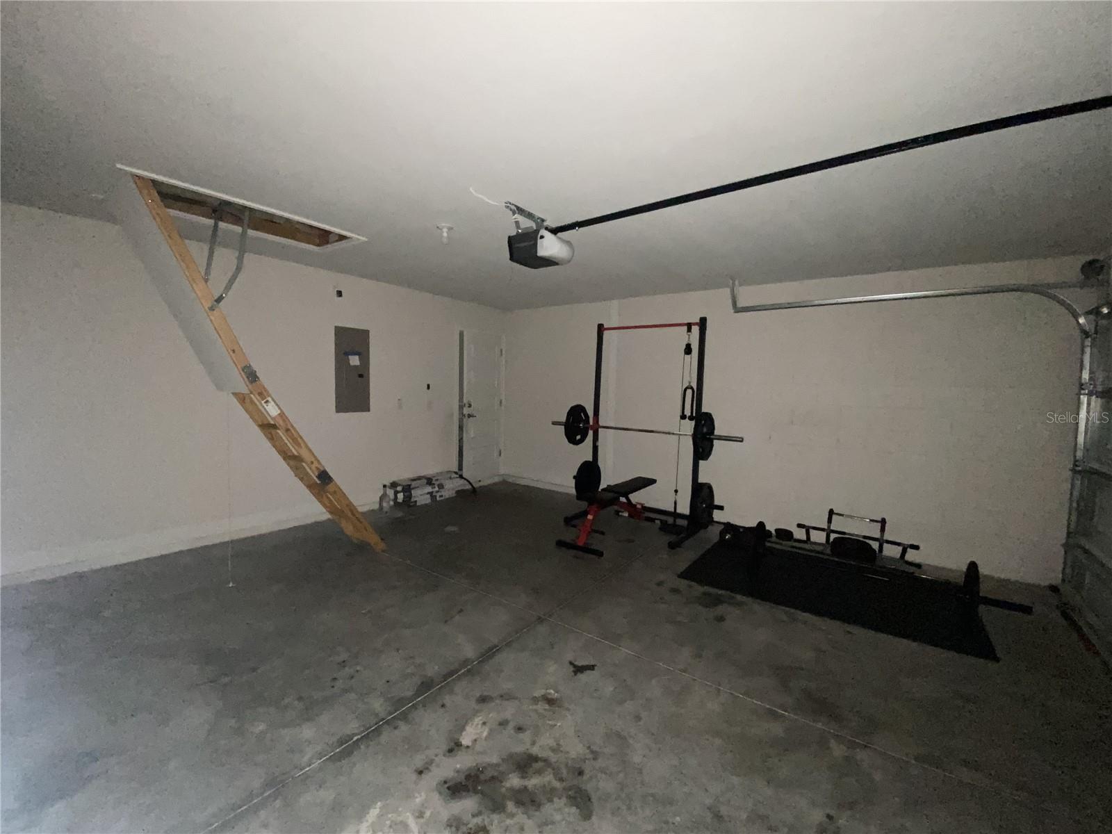 2091 Pecos Dr Property Photo 22