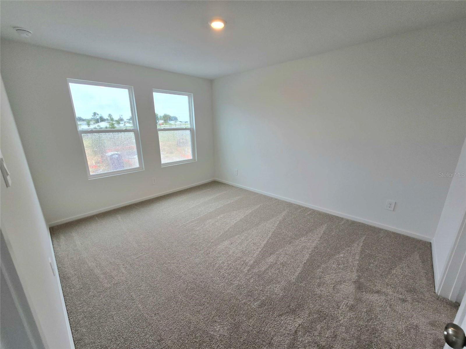 1030 Twins St Property Photo 7
