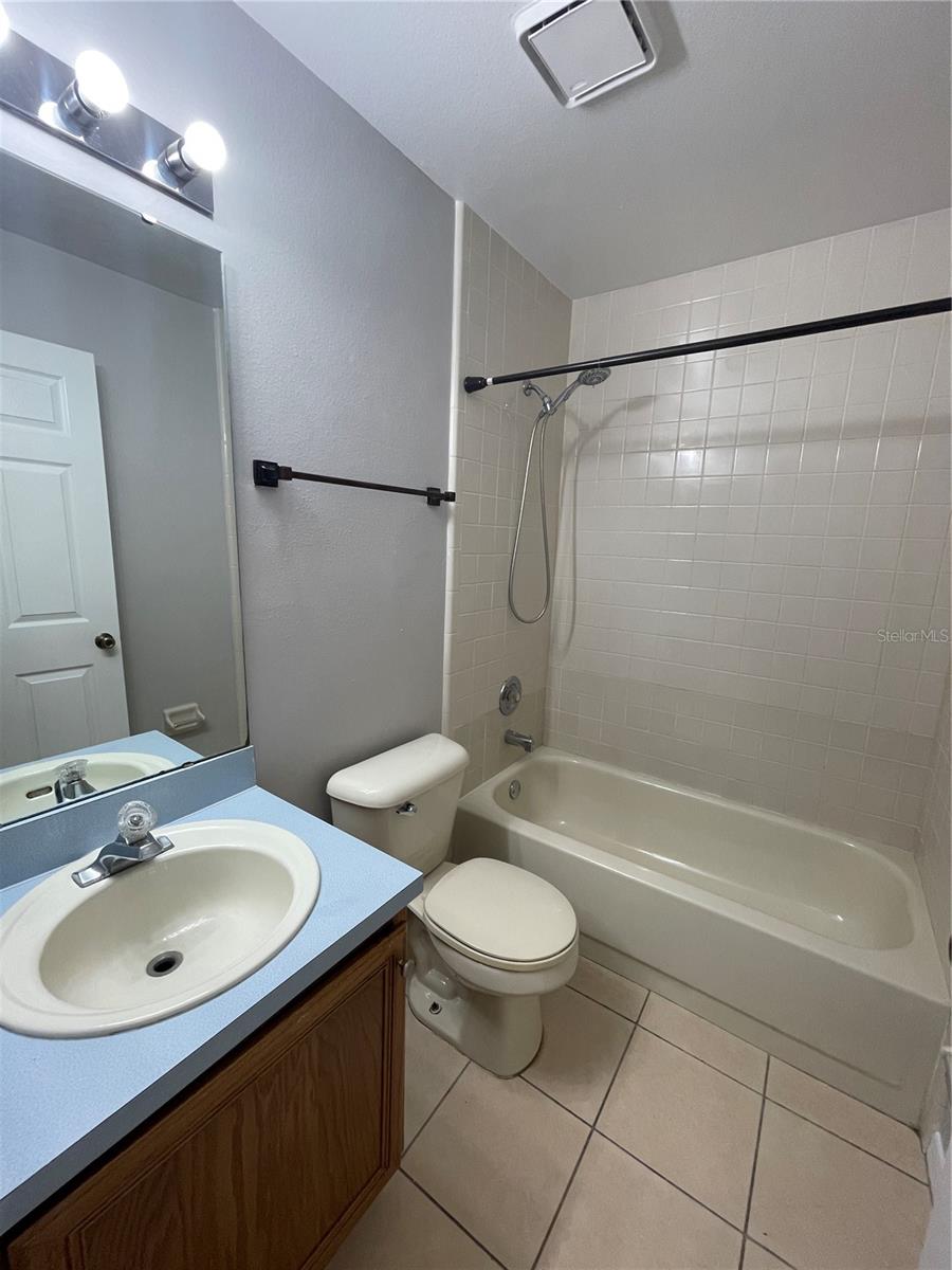 11185 Cypress Leaf Dr Property Photo 6