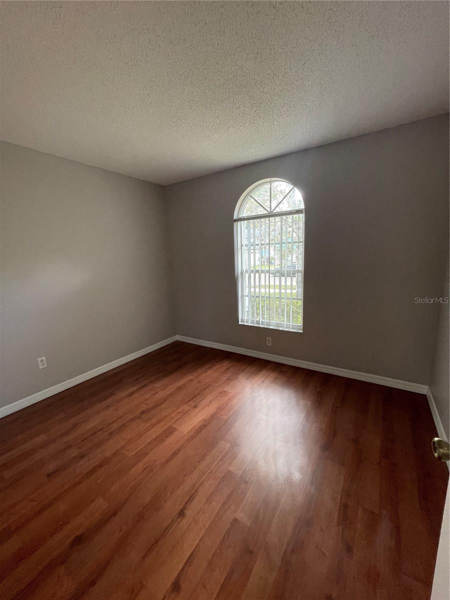 11185 Cypress Leaf Dr Property Photo 7