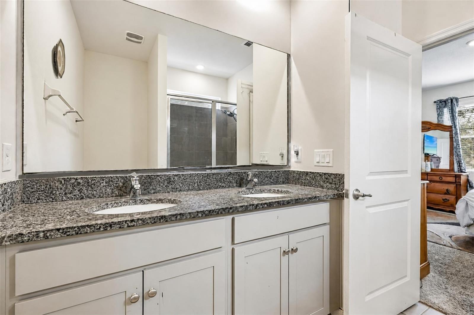 5255 Sunshine Dr Property Photo 15