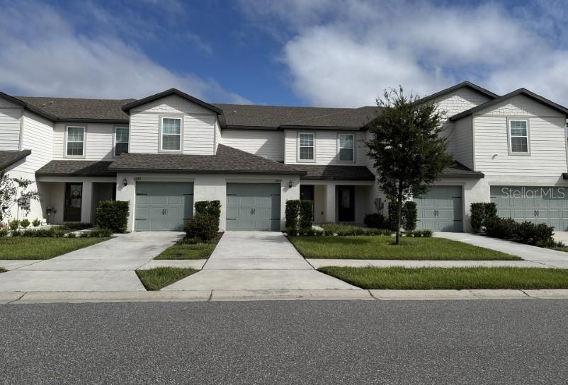 1695 WYNFORD CIR Property Photo 1
