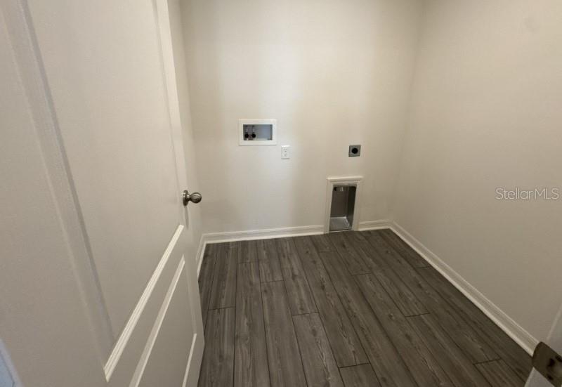 1695 Wynford Cir Property Photo 10