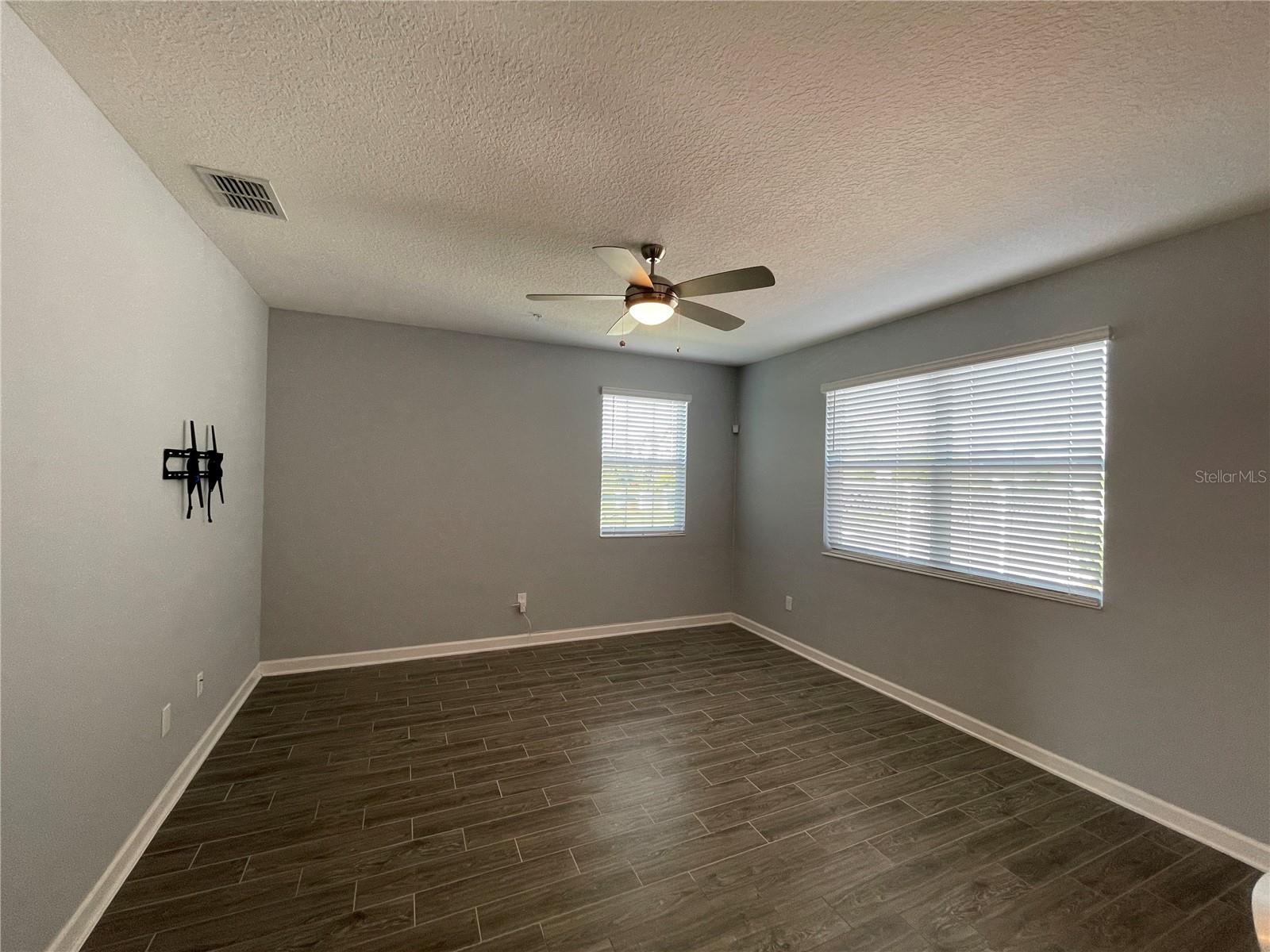 11800 Metaphor Aly Property Photo 8