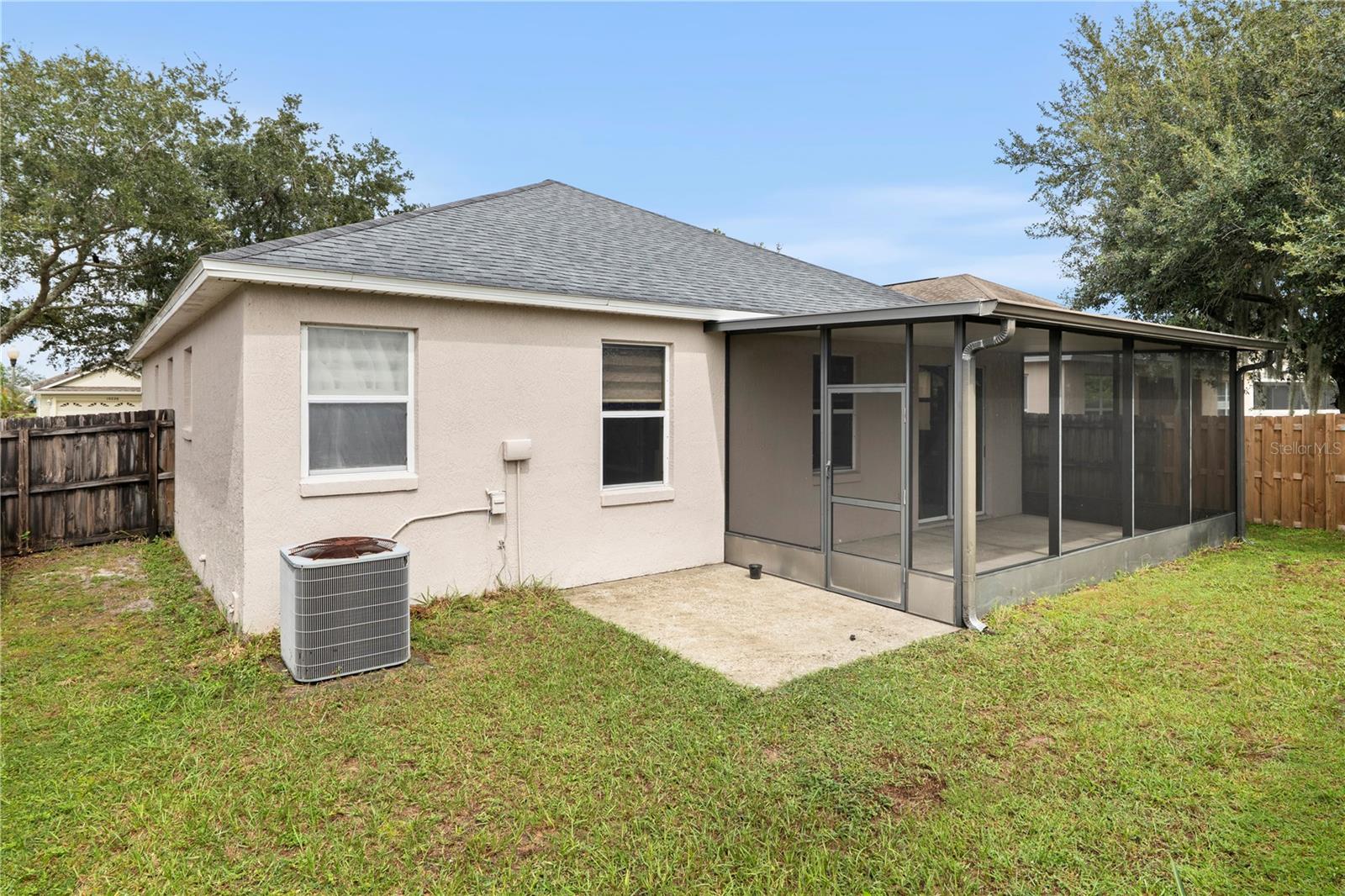 10227 Andover Point Cir Property Photo 14