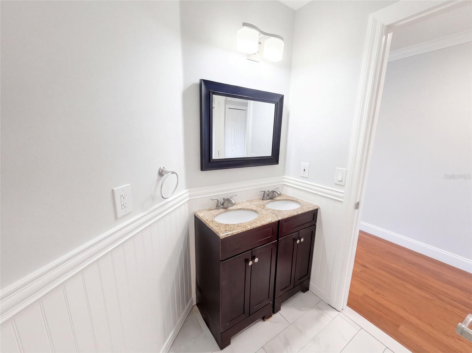 2541 Jasmine Trace Dr Property Photo 13
