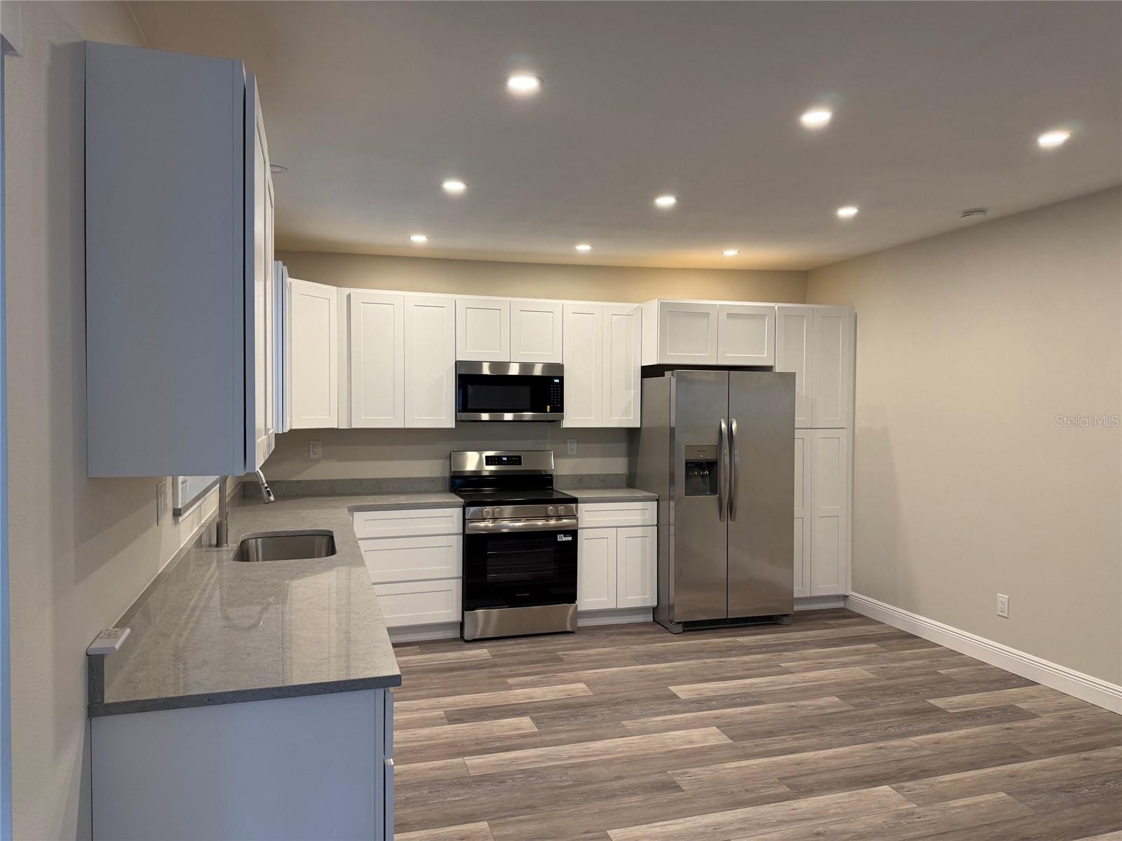 8126 Castinango St Property Photo 11