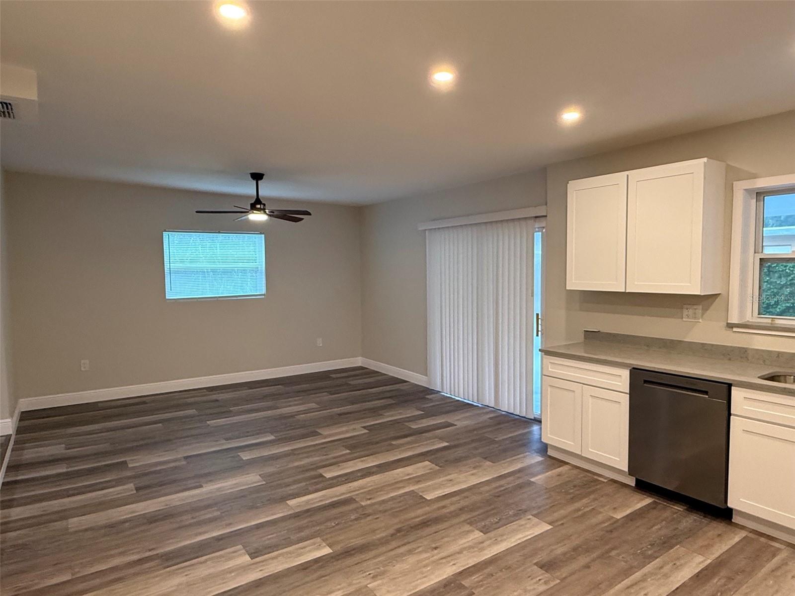 8126 Castinango St Property Photo 12