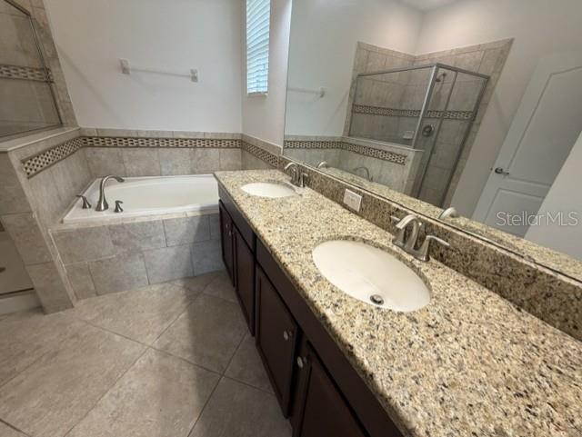 1574 Thetford Circle Cir Property Photo 14
