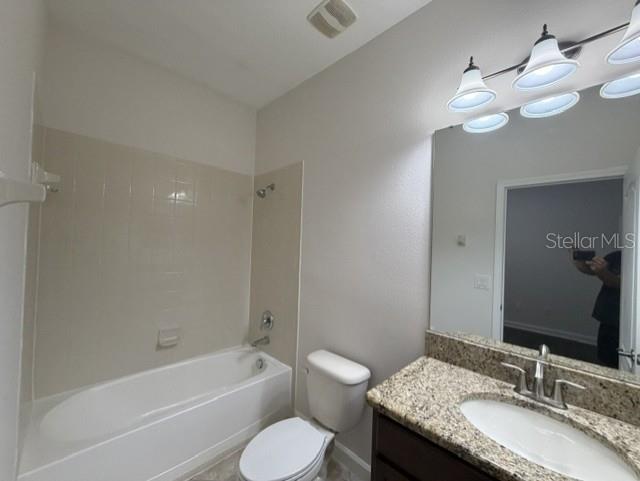 1574 Thetford Circle Cir Property Photo 16
