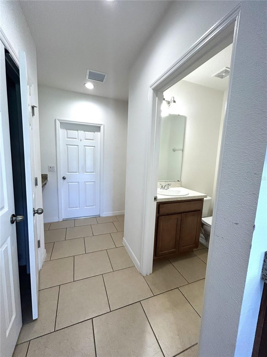 5082 Royal Point Ave Property Photo 13