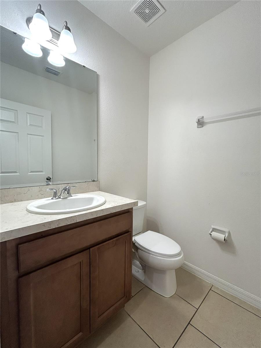 5082 Royal Point Ave Property Photo 14
