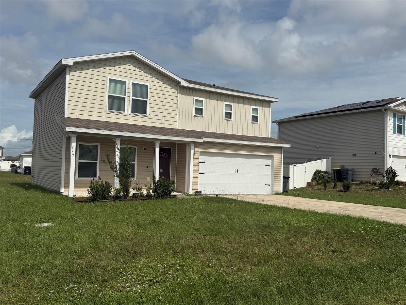 219 HYACINTH CT Property Photo 1