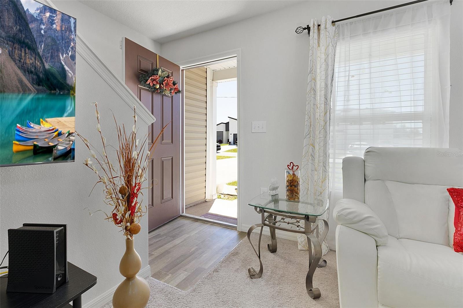 219 Hyacinth Ct Property Photo 6