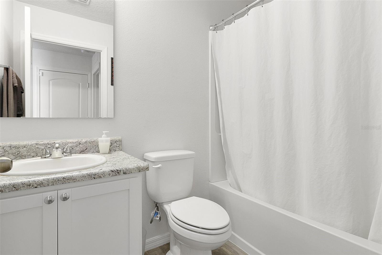 219 Hyacinth Ct Property Photo 12