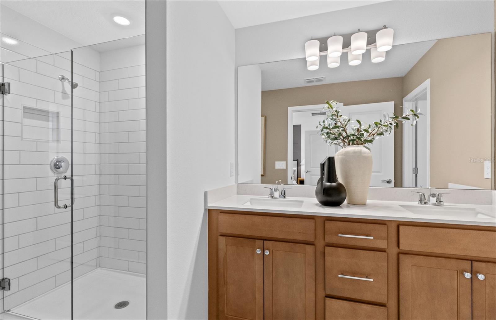 2073 Riverleaf Road Property Photo 25